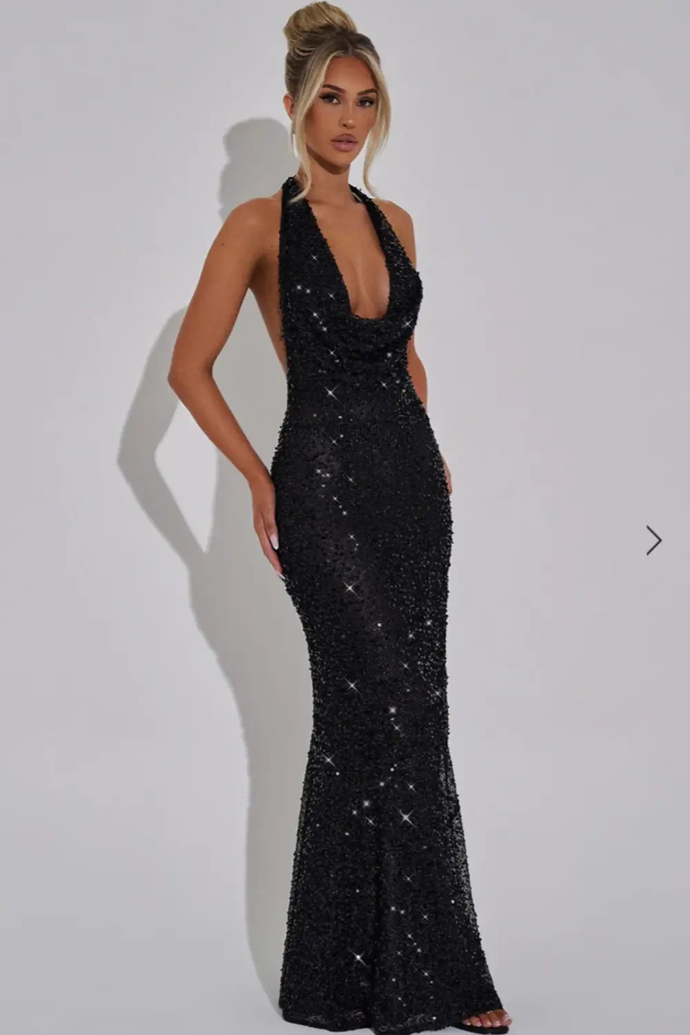 Clemence Robe de Soirée Maxi à Sequins, Col Halter, Dos Ouvert pour Femme - Noir