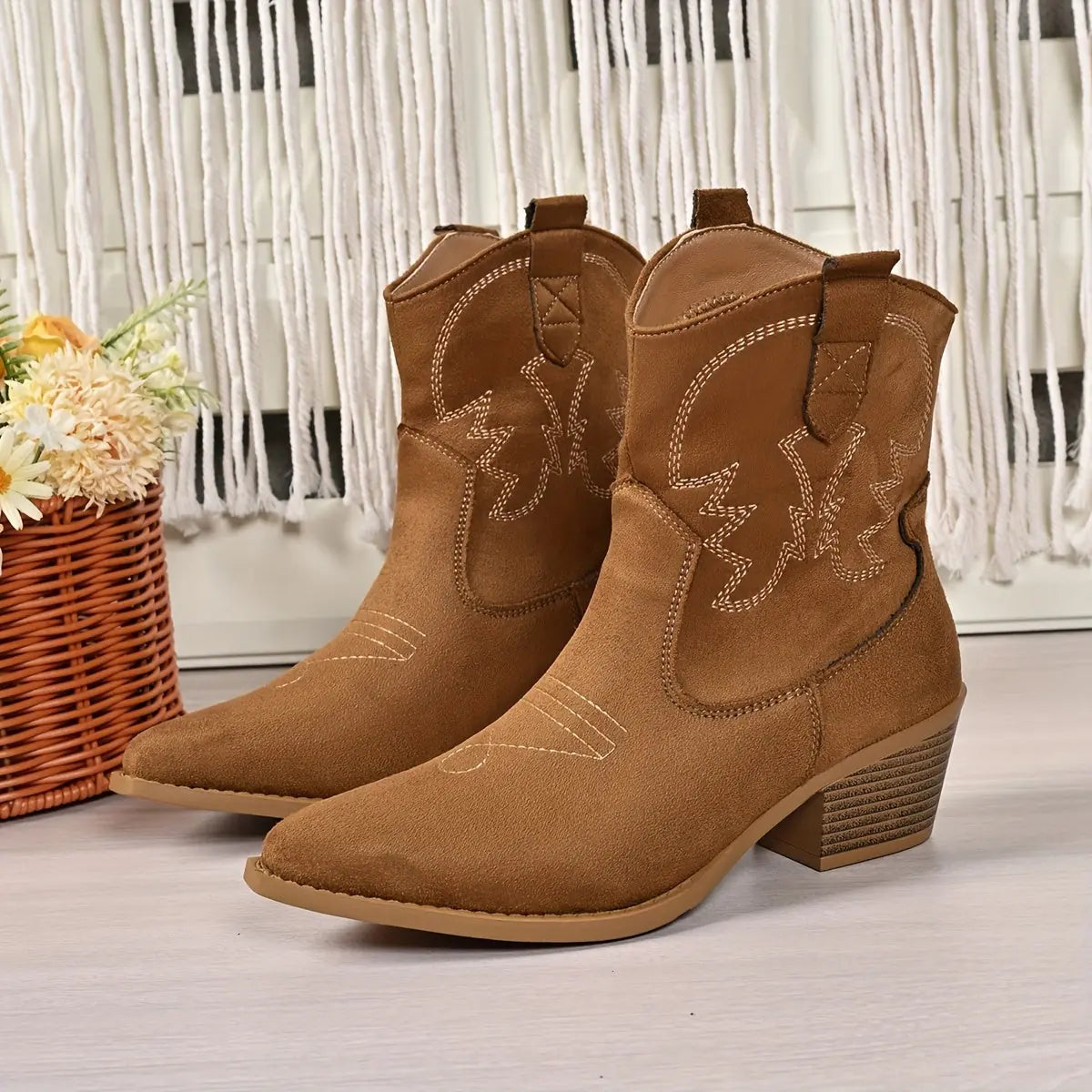 Lacey Bottines Western Brodées, Talon Empilé, Style Cowboy pour Femme - Marron Clair