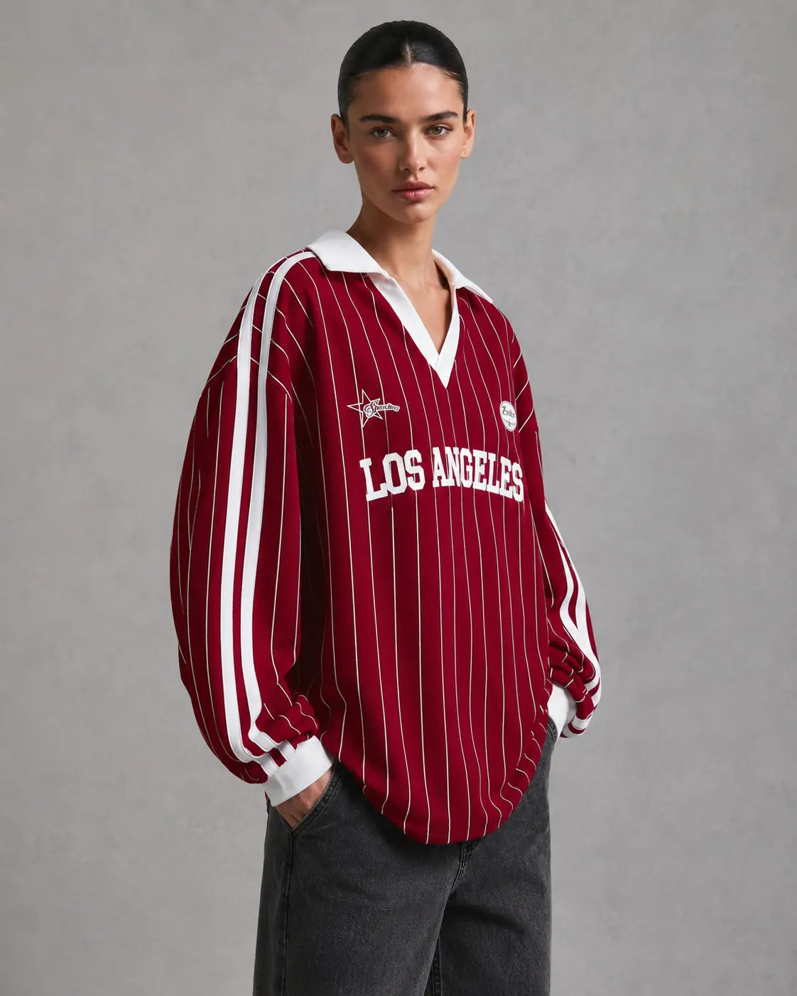 Aveline Sweat Universitaire à Fines Rayures, Coupe Streetwear pour Femme - Rouge