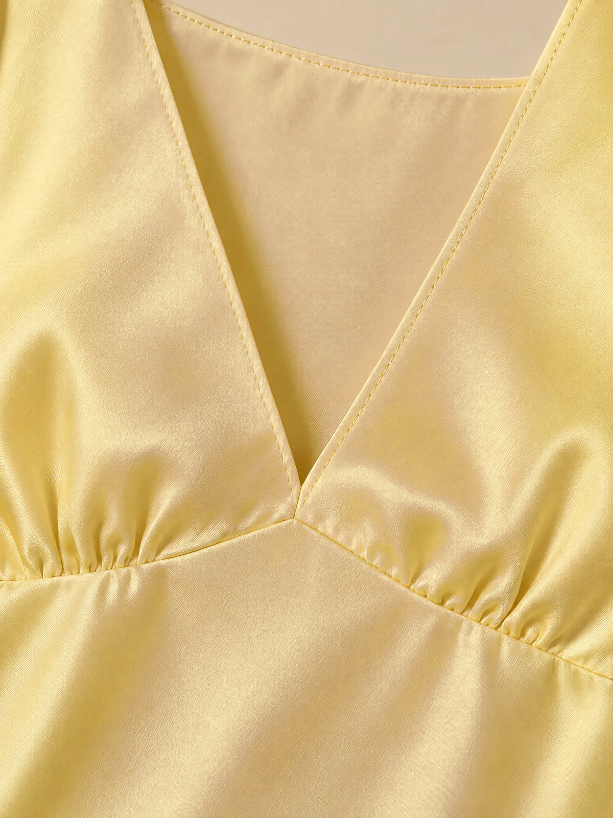 Odessa Robe de Soirée Maxi Col en V, Dos Nu pour Femme - Jaune Clair