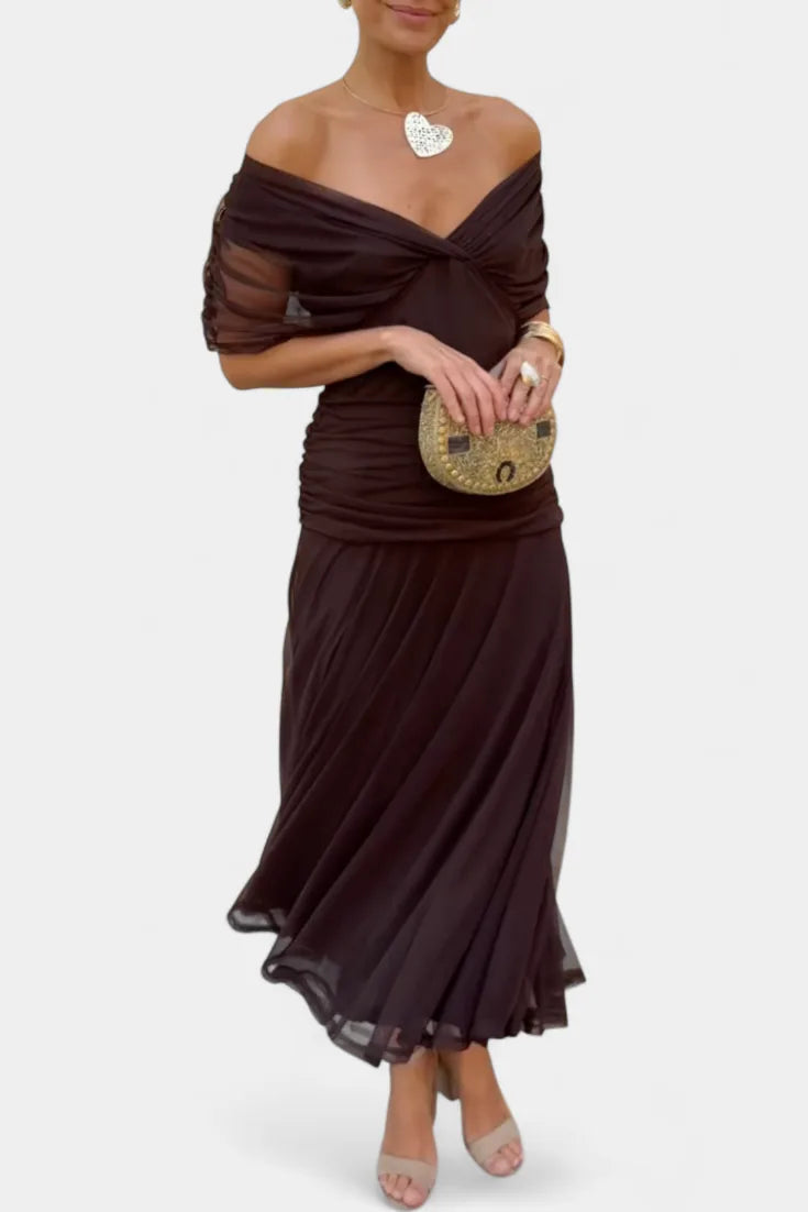 Carol Robe Maxi Fleurie Invitée de Mariage, Épaules Dénudées, Taille Froncée pour Femme - Marron | Tenelle