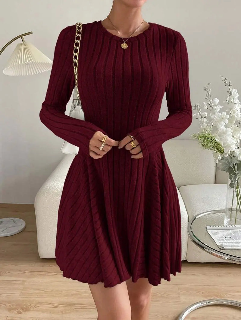 Salome Robe Mini Col Rond, Manches Longues, Détail Côtelé, Style Dîner pour Femme - Prune