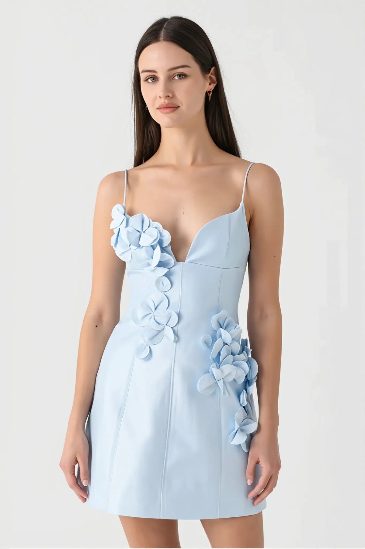 Thalassa Robe Mini en Satin à Fines Bretelles et Fleurs 3D pour Femme - Bleu Clair