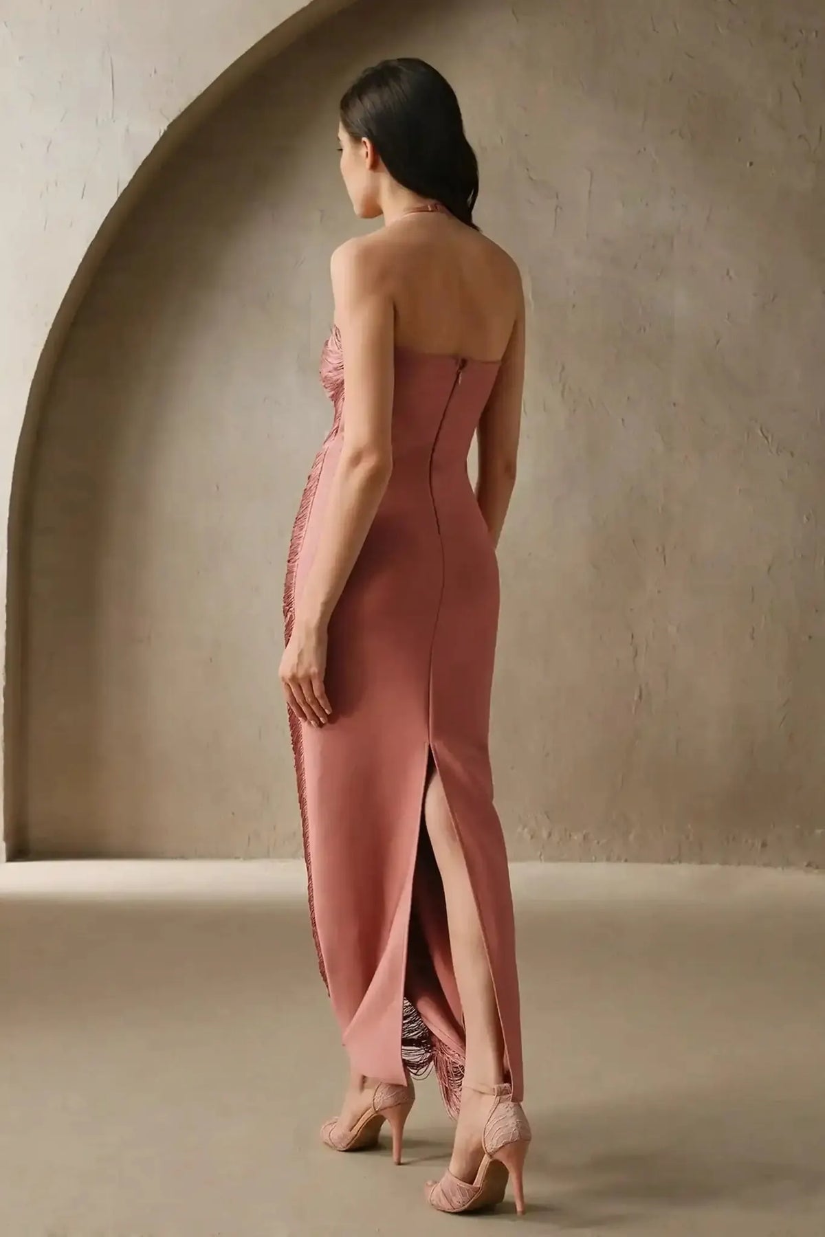 Rose Robe Maxi Dorée Col Halter à Franges pour Femme - Rouge Corail