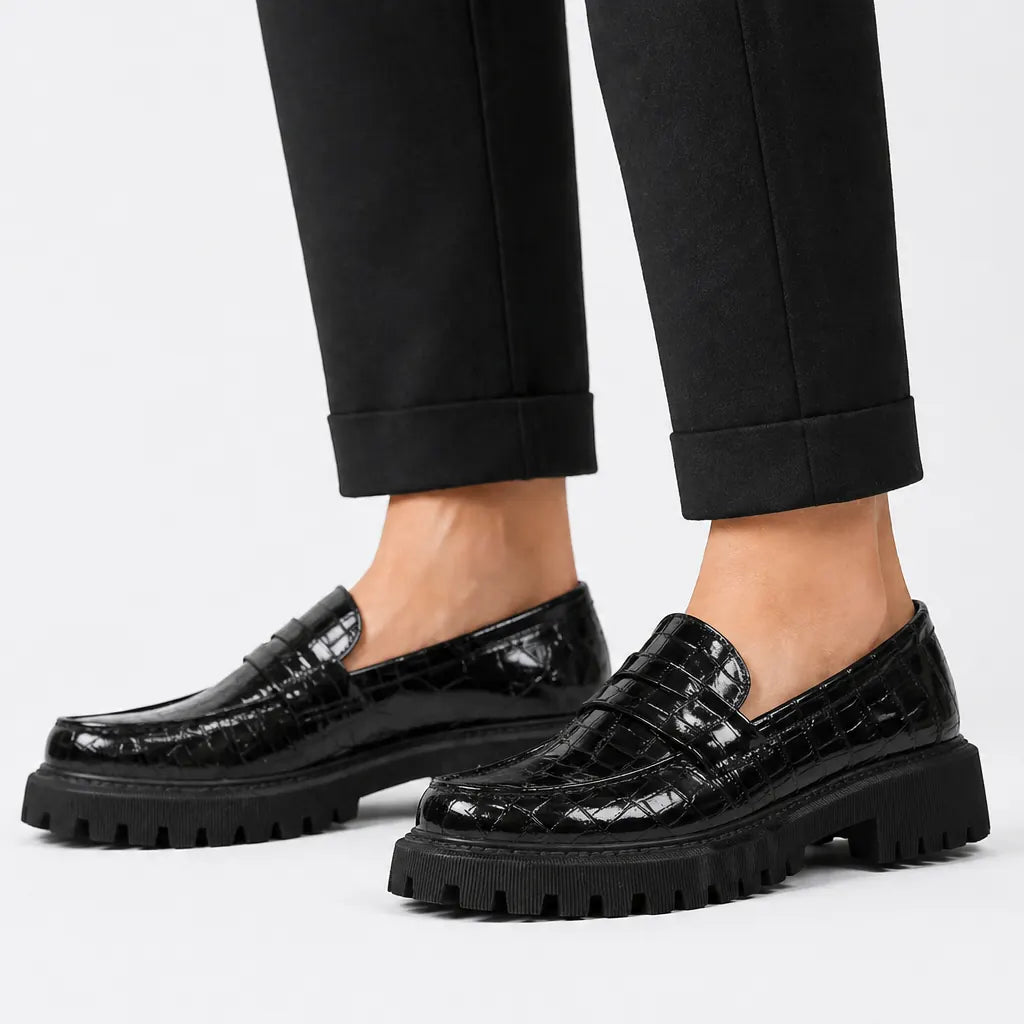 Celandine Mocassins à Bride Embossée, Semelle Crantée pour Femme - Noir