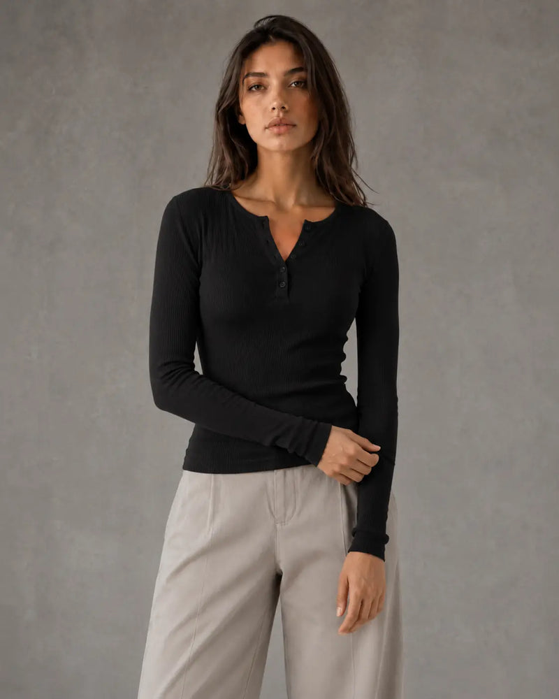 Larkin Haut Henley Côtelé, Manches Longues, Coupe Ajustée pour Femme - Noir