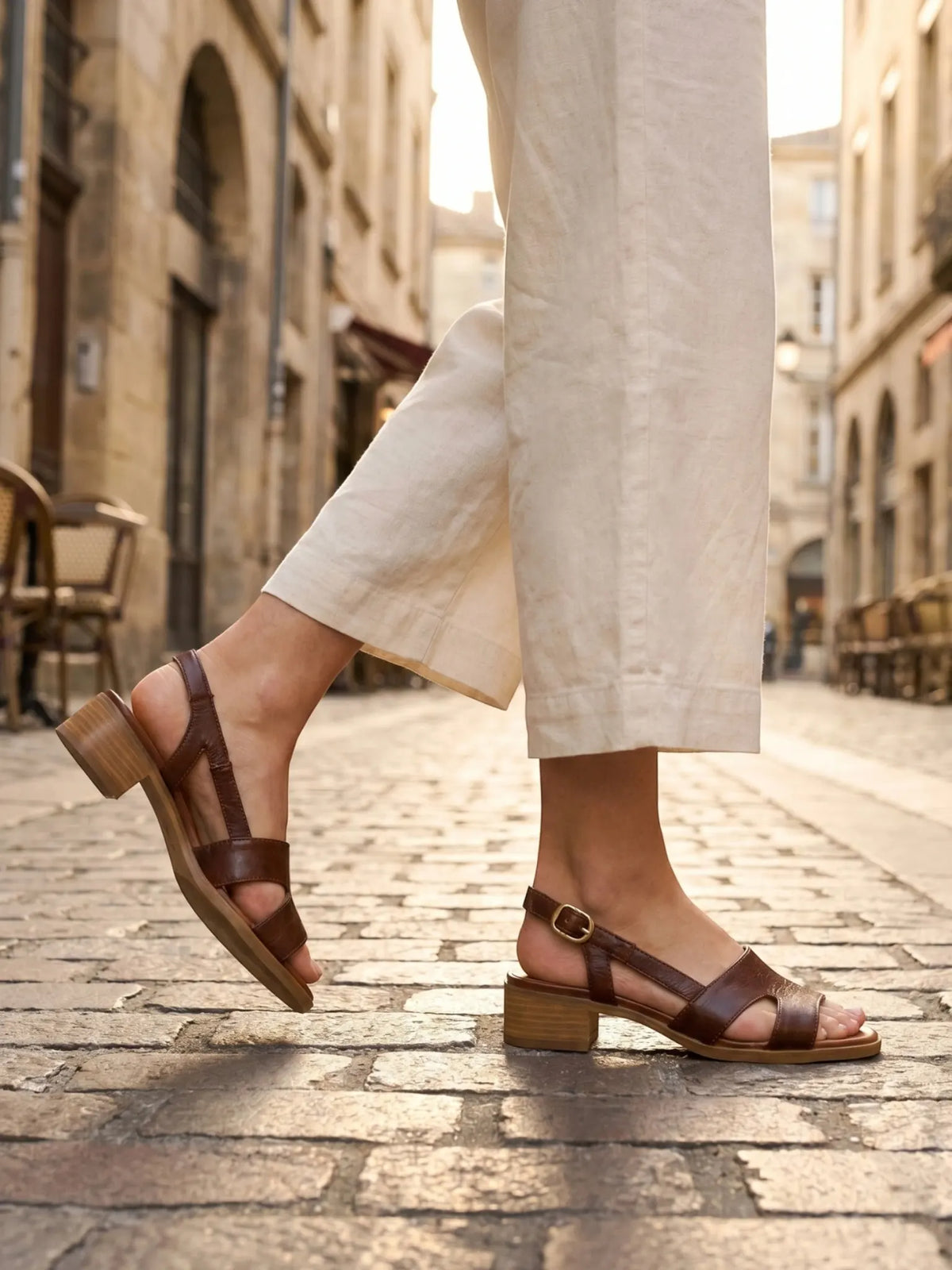 Cerelia Sandales Bride Arrière, Bout Carré pour Femme - Marron