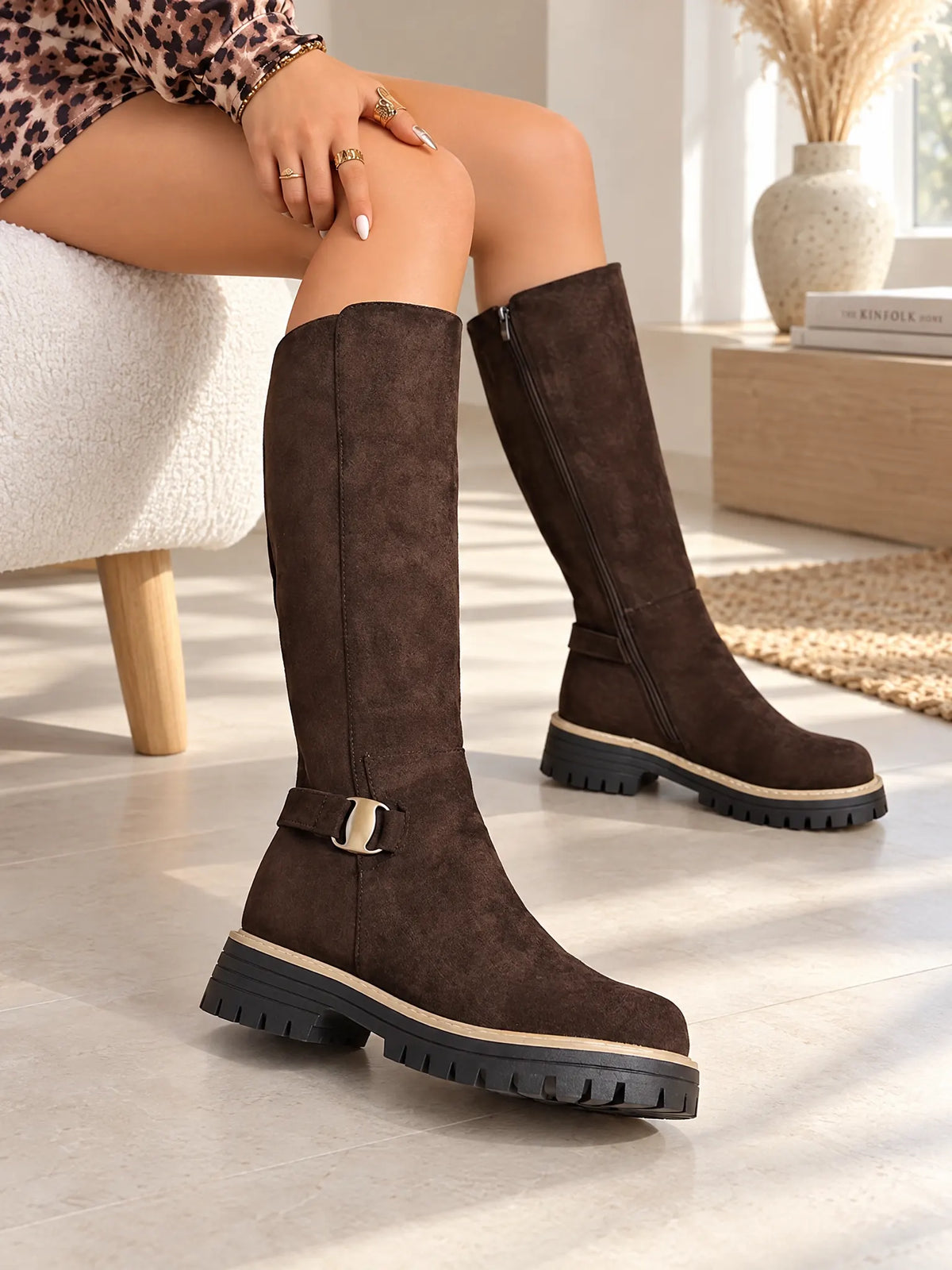 Lainie Bottes Montantes à Boucle, Semelle Crantée, Talon Carré pour Femme - Café